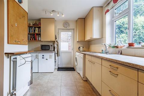 3 bedroom semi-detached house for sale, Centre Drive, Epping