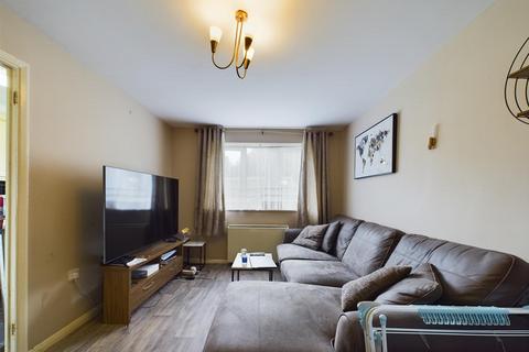 1 bedroom apartment for sale, Leston Close, Rainham