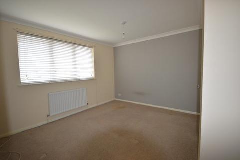 3 bedroom house to rent, Studfall Avenue