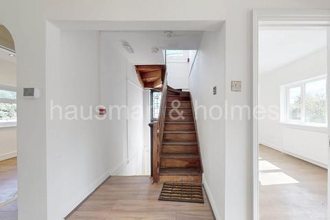 5 bedroom house for sale, Rundell Crescent, London