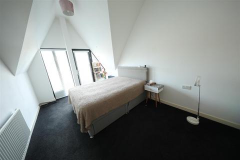 3 bedroom house for sale, Woodcock Street, Hull