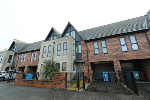 3 bedroom house for sale, Woodcock Street, Hull