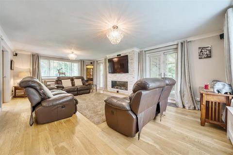 4 bedroom detached house for sale, Dutton Lane, Eastleigh SO50