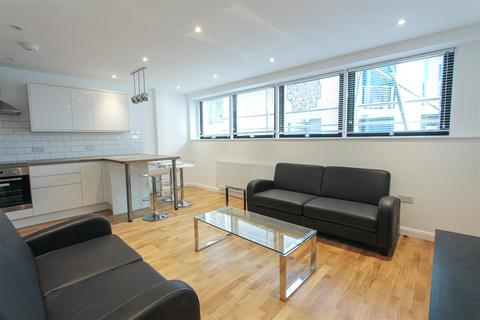 2 bedroom apartment to rent, Stucley Place, Camden Town, NW1