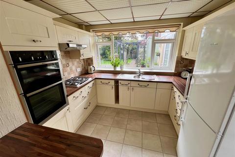 3 bedroom detached bungalow for sale, Fulford Hall Road, Tidbury Green