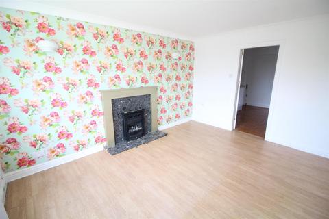 3 bedroom semi-detached house for sale, Park Avenue, Leeds LS25