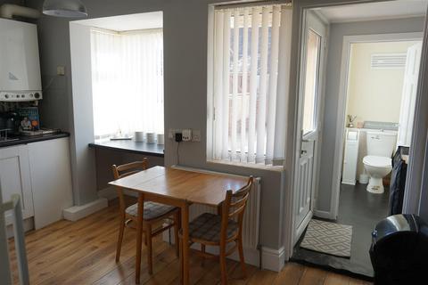 2 bedroom terraced house to rent, Ridgill Avenue, Skellow, Doncaster