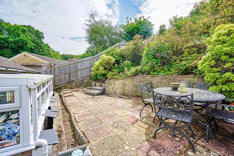 16 Arbourvale, St Leonards-on-sea, TN38 0XY