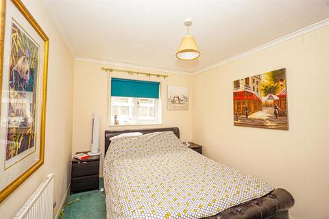 16 Arbourvale, St Leonards-on-sea, TN38 0XY