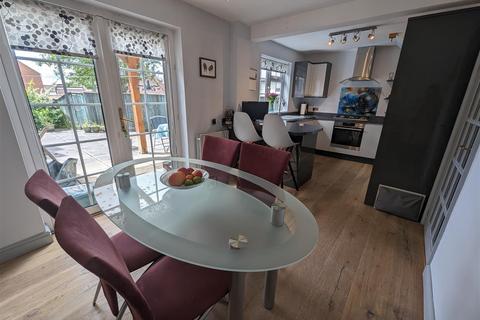 4 Chapel Row, Sadberge, Darlington, DL2 1SH