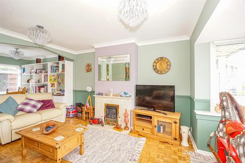 4 bedroom semi-detached house for sale, Austen Way, Hastings