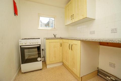 1 bedroom flat for sale, Silchester Road, St. Leonards-On-Sea