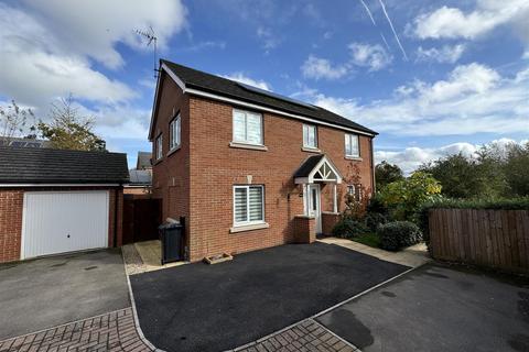 4 bedroom detached house for sale, Meek Road, Newent GL18