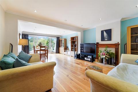 4 bedroom detached house for sale, Rosebery Road, Epsom