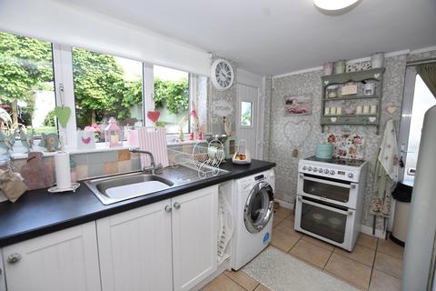 25 Albion Row, Carharrack, Redruth, TR16 5QW