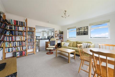 15, Cleves Court Mill Road, Epsom, KT17 4AQ