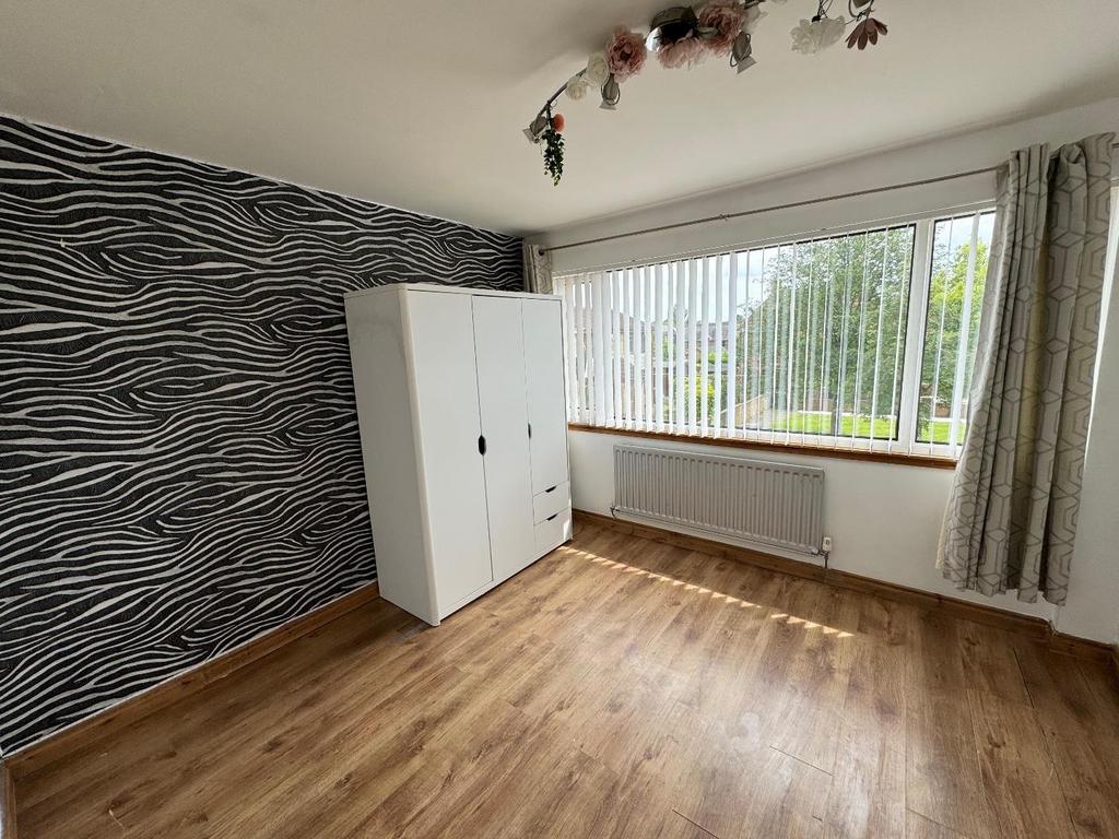 Bedroom ( front)