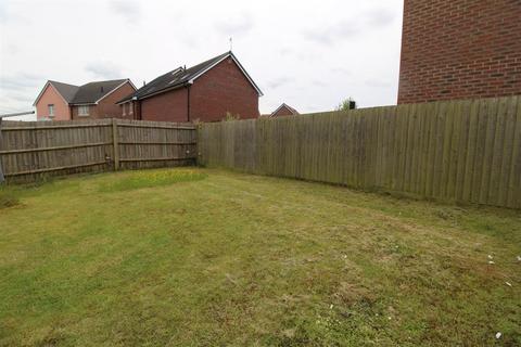 32 Abbotsbury Drive, Daventry, NN11 2LB