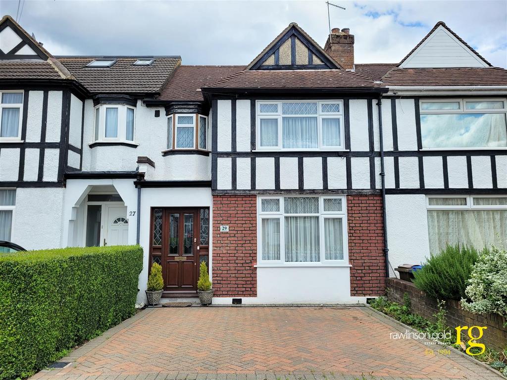 Radcliffe Road, Harrow Weald 3 bed terraced house for sale £525,000