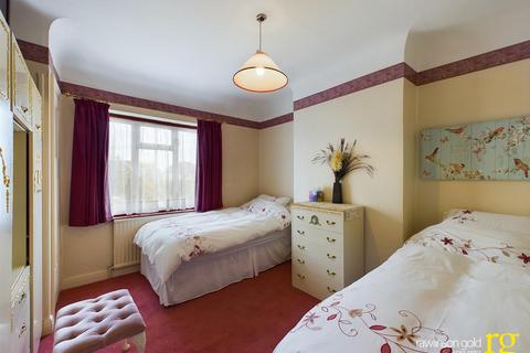 29 Radcliffe Road, Harrow, HA3 7QA