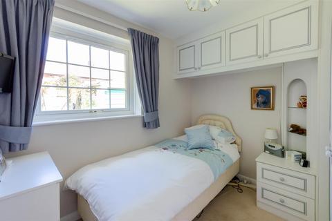 22 Egroms Lane, Withernsea, HU19 2LZ