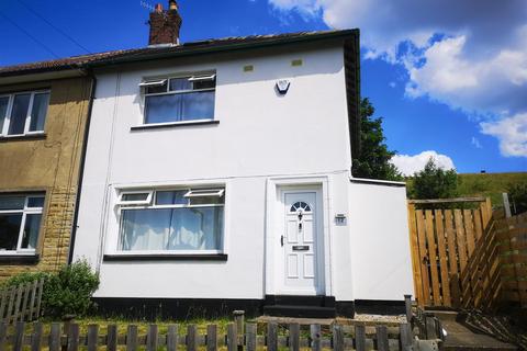 3 bedroom semi-detached house to rent, Douglas Crescent, Shipley