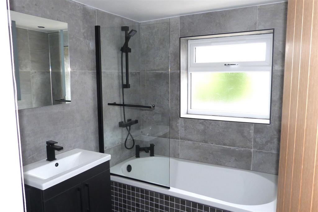 Family bathroom
