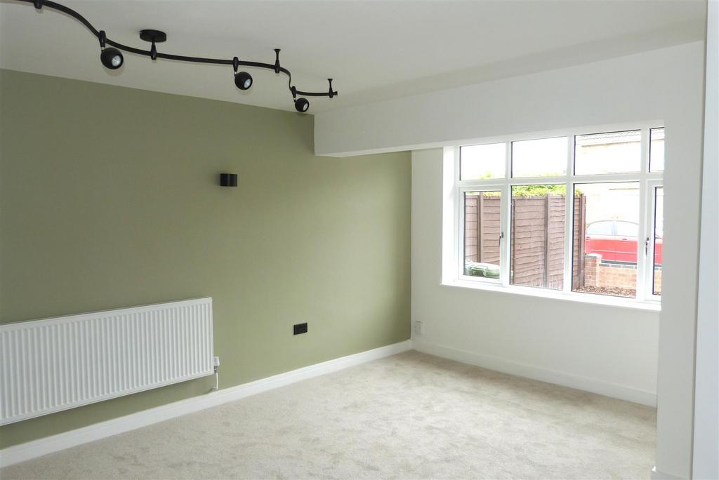 Extended lounge