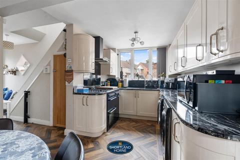 14 Arch Road, Coventry, CV2 5AA