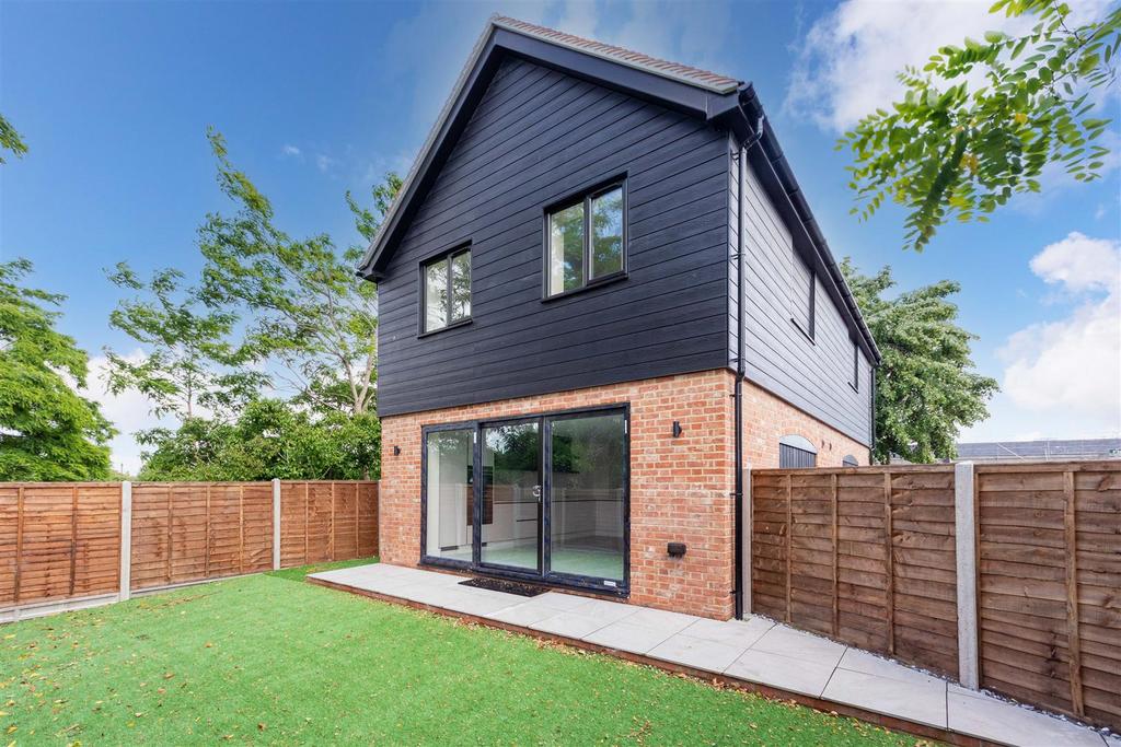 168 Cippenham Lane-4.jpg