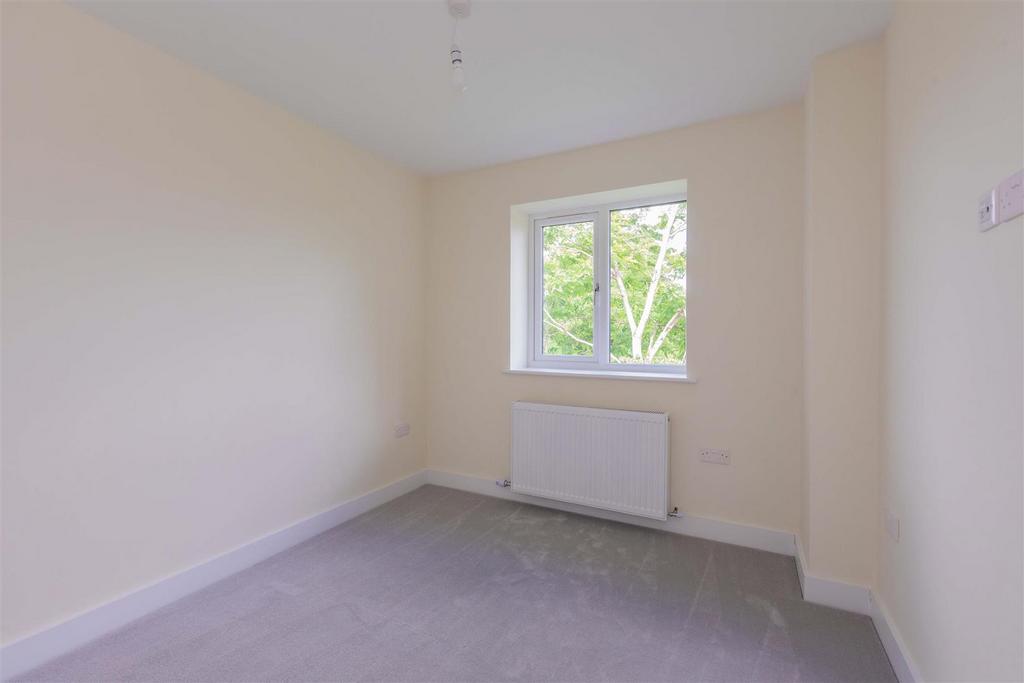 168 Cippenham Lane-13.jpg