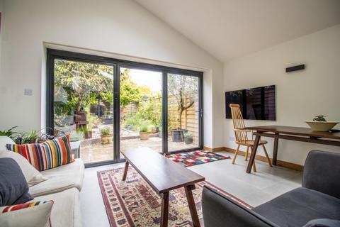67 Humberstone Road, Cambridge, CB4 1JD