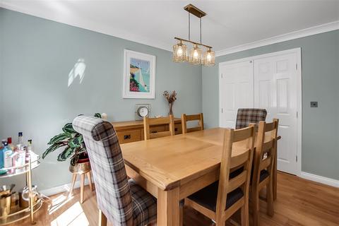12 Tower Grange, Faverdale, Darlington, DL3 0QF