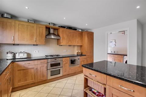 12 Tower Grange, Faverdale, Darlington, DL3 0QF