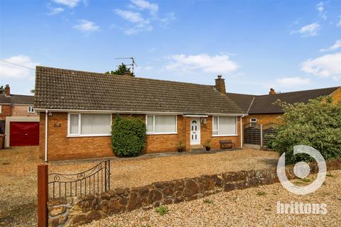 3 bedroom detached bungalow for sale, Main Road, Clenchwarton