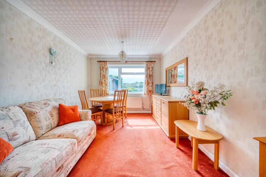 5 - bedroom 1.jpeg