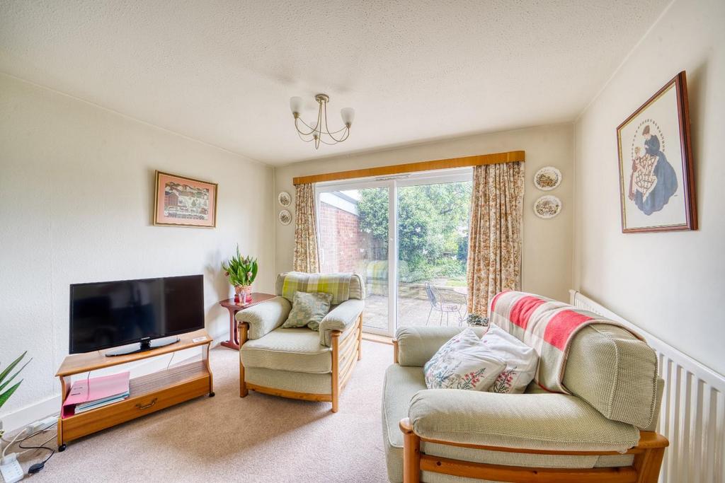 17 Barnards Close - Mark Templer - Real estate pho