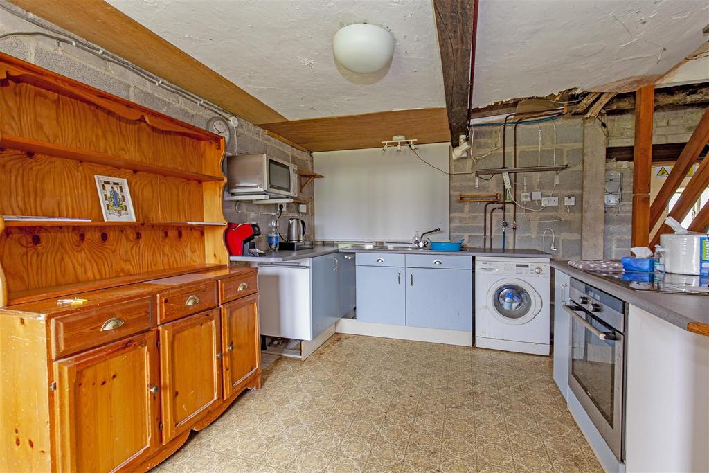 Kitchen-1.jpg