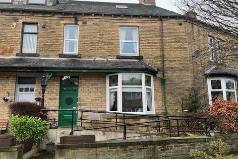 5 bedroom terraced house for sale, The Grove, Idle, BD10