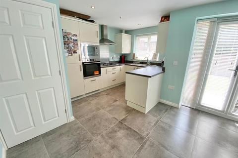 3 bedroom semi-detached house for sale, West Park Drive, Macclesfield