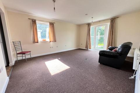 1 bedroom flat for sale, Chamberlain Close, Ilford