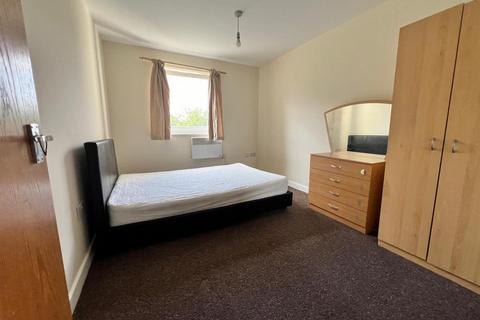 1 bedroom flat for sale, Chamberlain Close, Ilford