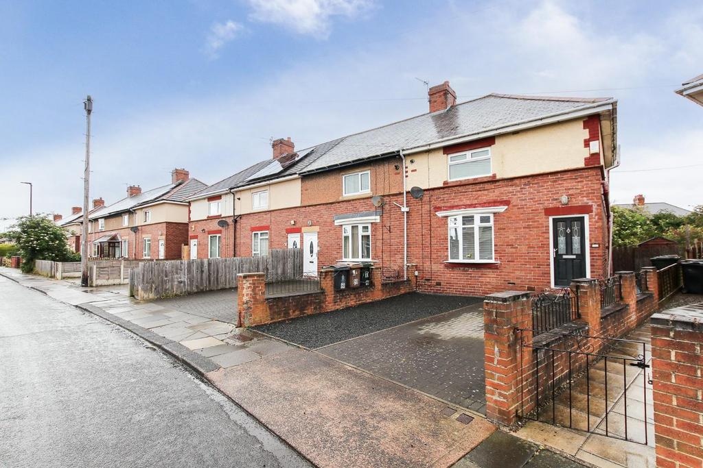 Myrtle Crescent, Forest Hall, NE12 3 bed terraced house for sale £160,000