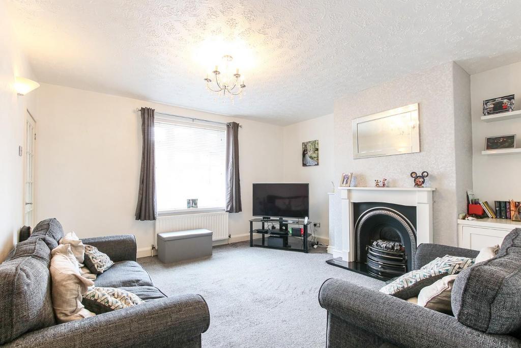 Myrtle Crescent, Forest Hall, NE12 3 bed terraced house for sale £160,000