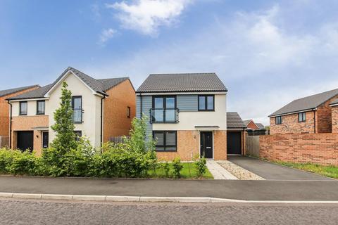 4 bedroom detached house for sale, Stone View, Holystone, NE27