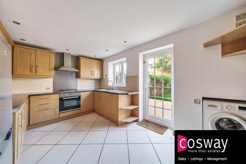 3 bedroom end of terrace house for sale, Fakenham Close, Mill Hill