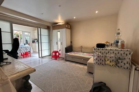 undefined, Millway, Mill Hill, London