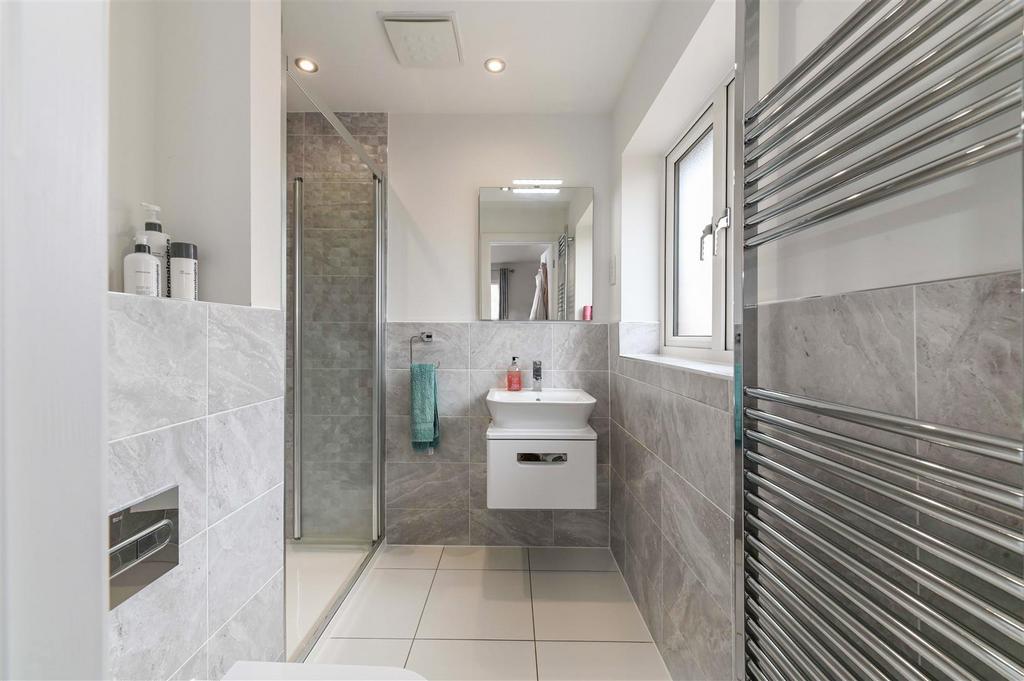 En Suite Shower Room