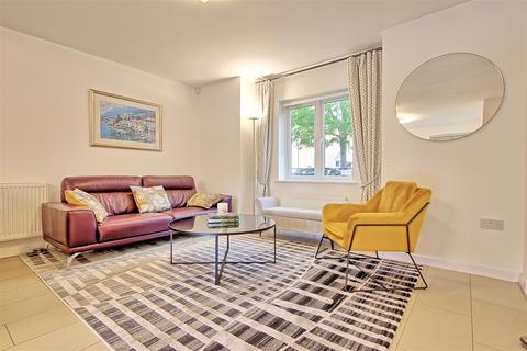 35 Central Avenue, Cambridge, CB4 2XQ