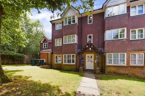 2 bedroom apartment for sale, Bolton Road, Maidenbower, Crawley